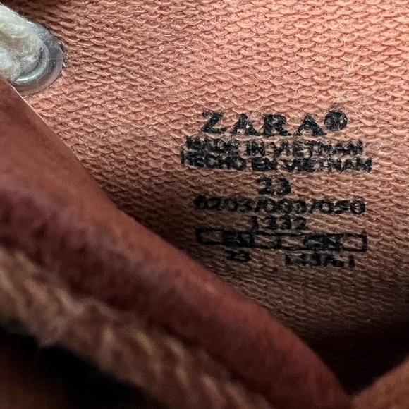 Toddler Zara Shoes Size 7 (23) - Picture 8 of 8